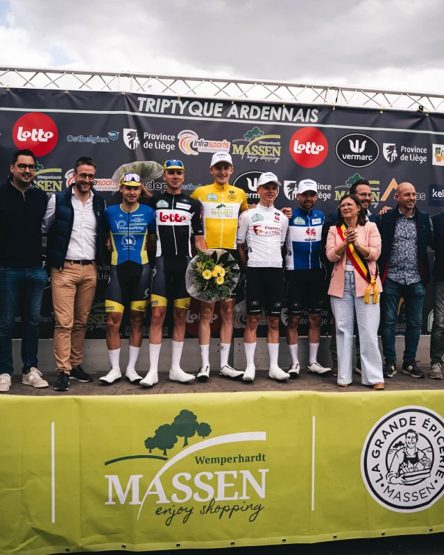 Day 2 of the @triptyqueardennais 🦁

A really strong team effort secured our leaders jerseys going into the final day! This means that @michielhillen will have a chance to win it all tomorrow, while @olevjee & @david_haverdings keep their mountain and youngster jerseys as well. 🔥

@seppevandenboer05 stood out from the pack as he finished in 3rd place with a good sprint effort! 👏🏼

Unfortunately, @pimronhaar_ took a hard fall in the final part of today’s race. Our medical staff will evaluate whether he can start tomorrow or not. 🤕

📸 @blueframe.media 

#BaloiseGlowiLions